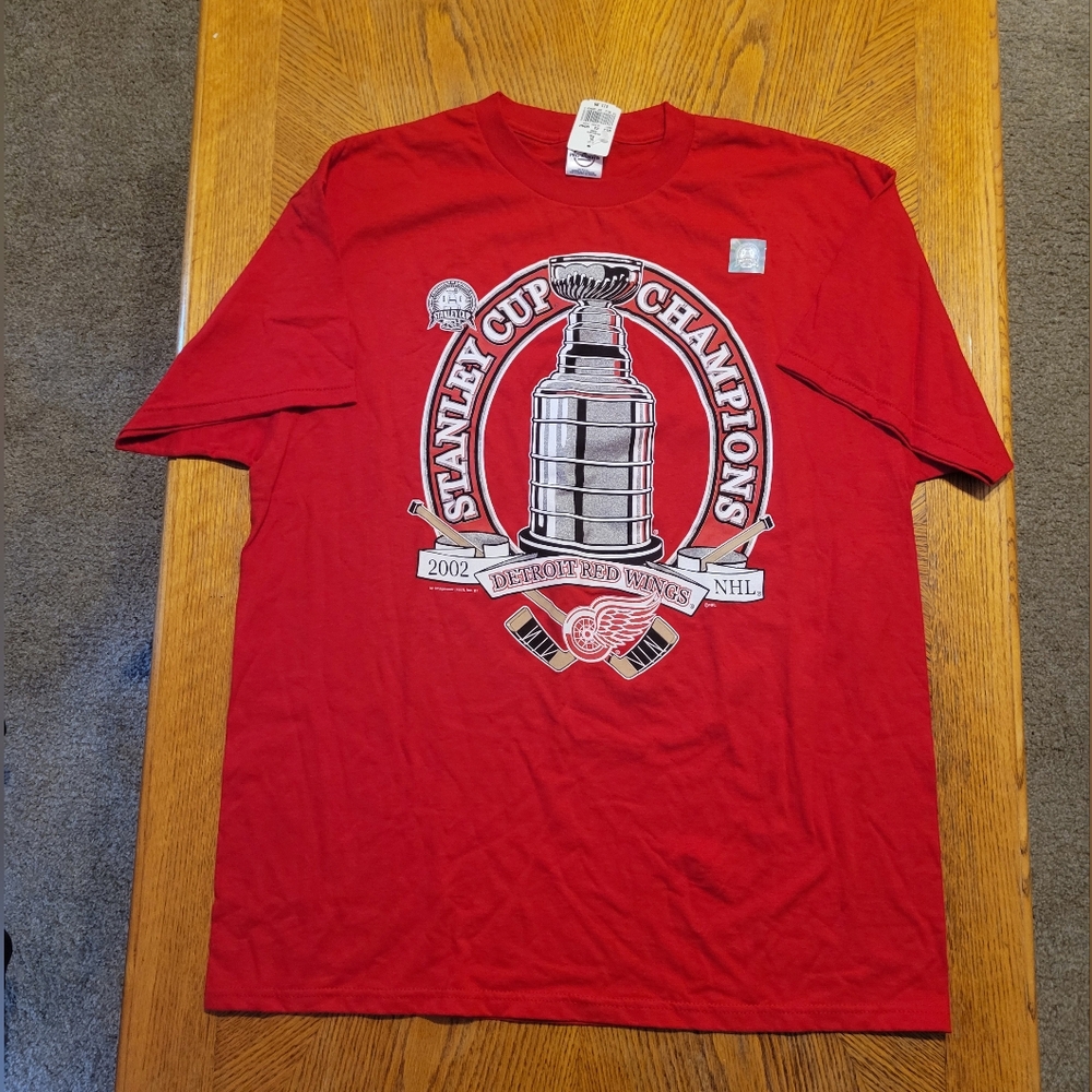 Vintage NWT Detroit Red Wings Stanley Cup Champions 2002 T Shirt Mens XL